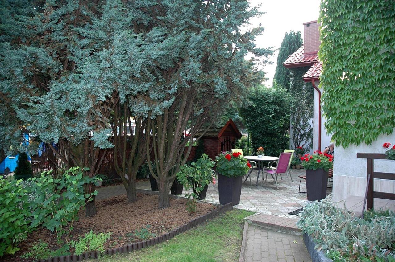 Renesans Hotel Wladyslawowo Exterior photo